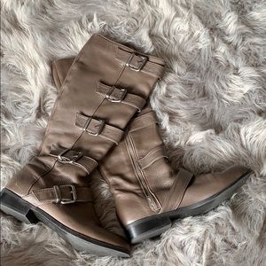 Dolce Vita Buckle boots sz 6